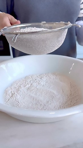 Public service announcement!My Gluten Free Baking Flours will soon be leaving the shelves. Stock up before it disappears! D.x. Available at Woolworths. | donna hay