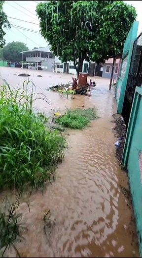 La Ceiba Atlantida Honduras hoy bajo Fuerte huracán #honduras #mexico #canada🇨🇦 #paratiiiiiiiiiiiiiiiiiiiiiiiiiiiiiii