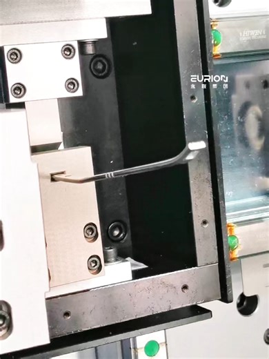 Windscreen Wiper Copper-Aluminium Busbar Integrated Machine: Bending and Punching in One Process, Efficient and Precise, Empowering Automotive Intelligent Manufacturing. #AutoParts #BusbarBendingMachine #WiperFormingEquipment #WiperBendingMachine