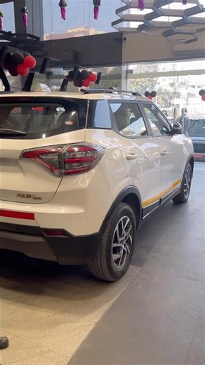 XUV 400 EV | True Mini SUV | Mahindra Electric Vehicle | XUV 400 EV White Colour Interior Exterior🔥