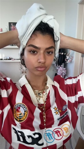 Jena Guder on Instagram: "Another curl routine products used @curlsmith_official Protein Cream @bread Hair mousse @patternbeauty Curl gel"