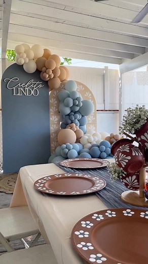 Cielito Lindo: Blue Balloon Backdrop for Baby Showers