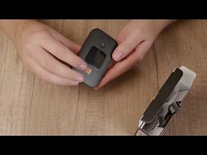 Orange Airbox V2 WiFi router (Huawei E5577C) unboxing