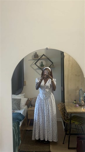 God is in my story 🤍 This was me yesterday morning, randomly ranting to my camera— exhausted, in my finals, running a physical store, and still showing up for our amazing online customers. God has truly given us visibility on all sides 🙏✨ The past few months haven’t been easy. Watching people around my store copy everything I do has been draining. Every new idea, every move—once it works, it’s replicated. On top of that, we have a Valentine project coming up and creating content has felt overw