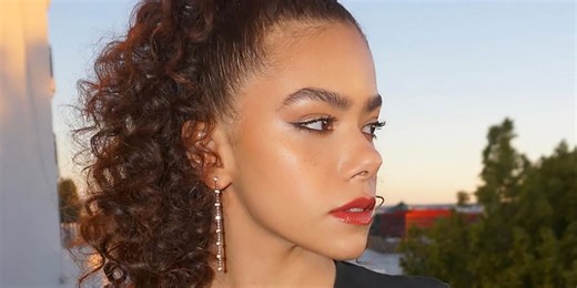 15 Curly Hair Ideas Trending for Summer 2025, From Modern Bobs to Plump Ponies