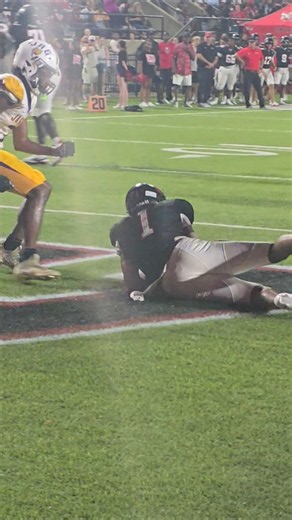 Central-Phenix City 35, JAG 0 | 1:38 2Q | Bj Coleman to Mike Bass on the 4-yard touchdown.