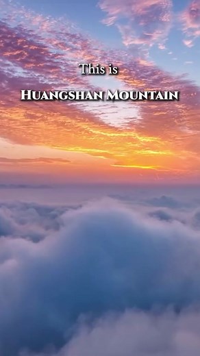 If you can, who you want to bring there? #clouds #skyview #naturelovers #sceneryvideos #travelchina #view #chinaview #huangshan #relax
