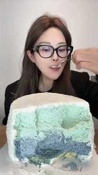 Asmr🍰Eating 🍰Rich Oreo Caramel Cake: Smooth, Decadent, and Unforgettable！