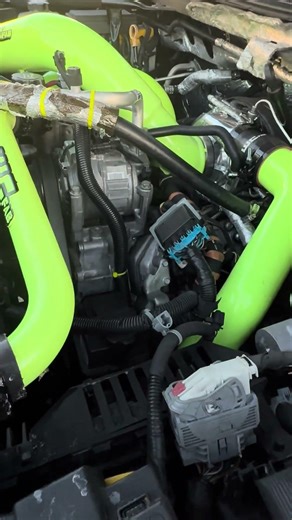 Lml fuel leak #duramax #lml #dieselproblems #duramaxproblems #daily #beater #wherlifab #duramaxtuner