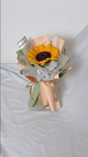 Sunflower Bouquet Tutorial 🌻 #bouquetlab #diy #bouquetlab #florist #flowers #sunflower #tutorial
