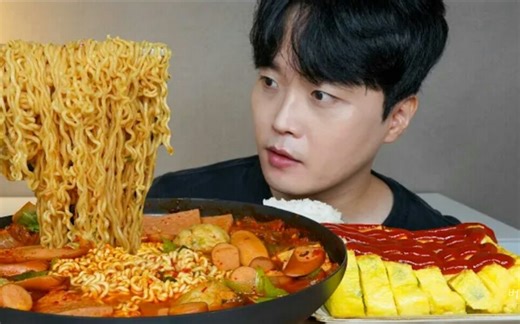 【Buddle】泡菜部队锅&芝士鸡蛋卷吃播