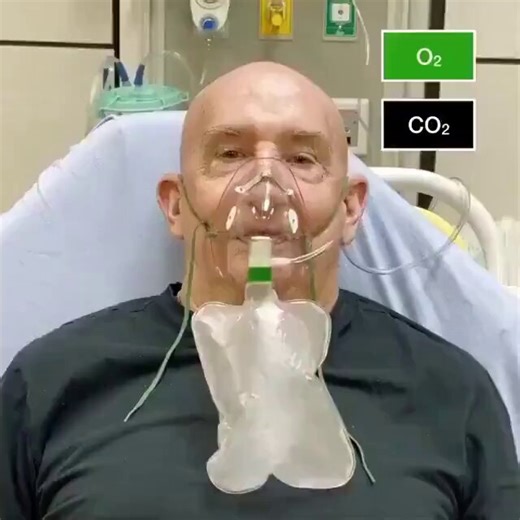 What type of Oxygen Therapy ?