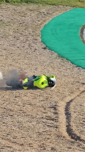 𝗛𝗢𝗕𝗕𝗬-𝗥𝗔𝗖𝗘𝗥 | 𝗗𝗔𝗡𝗜𝗘𝗟 𝗚𝗥𝗔𝗠𝗦𝗖𝗛 on Instagram: "Komm zur Motorrad-Rennsport-Messe! 17. + 18. Januar 2026 Halle 45 in Mainz Trefft mich und viele weitere Namen, Tuner, Veranstalter, Hersteller, etc. vor Ort bei der 1. Motorrad-Rennsport-Messe! Wir freuen uns auf euch 🏍️💨🏁 @motorradrennsportmesse www.motorradrennsportmesse.de #motorrad #rennstrecke #motorsport #tipps #tutorial racebike yamaha ducati panigale idm"