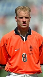2.7K reactions · 240 shares | DENNIS BERGKAMP  – GOAL VS ARGENTINA  (1998) #bergkamp #dennisbergkamp #netherlands #inter #arsenal #ajax #skills | VM Soccer Legends | Facebook