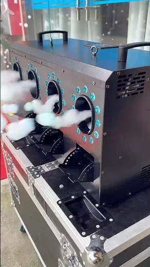 Amazing 4 Head Smoke Bubble Machine Fog + Bubbles in One!