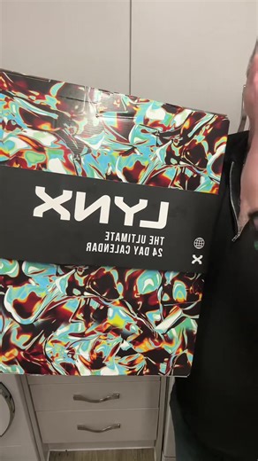 LYNX Ultimate 24-Day Advent Calendar Gift Set #tiktokmademebuyit #blackfriday #lynx #lynxadventcalendar #adventcalendar