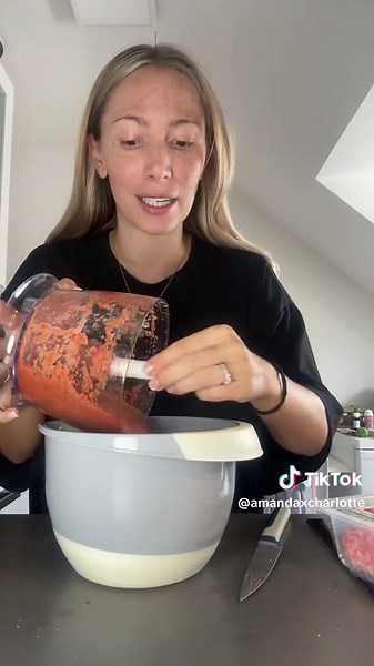 Hackfleisch Spieße zum grillen 🥰 so lecker mit den wraps 😋 #rezept #grillen #spiesse #hackfleisch #wraps