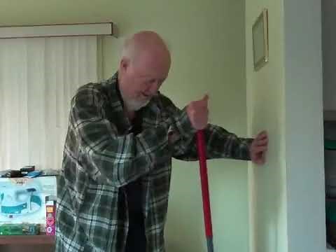 How to use a Vileda Mop demo by Barry