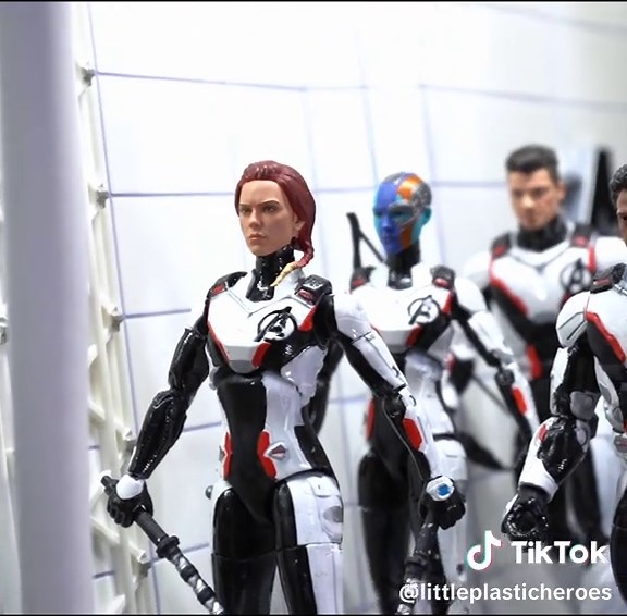 Custom Avengers Quantum Suits Display Setup | Marvel Legends Collection