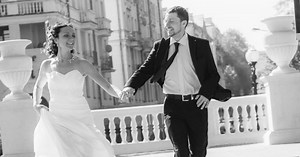 Les 4 règles du cortège nuptial pour une entrée de mariage réussie