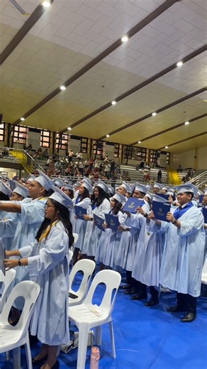 𝗜𝗖𝗬𝗠𝗜 | Glimpses and joyful moments from the Senior High School Graduation Ceremonies. It was a bittersweet farewell not only to their Alma Mater, but also to the friendships, laughter, and memories built with classmates who became family. This isn’t the end; it’s the beginning of a new chapter, shaped by everything they’ve learned and everyone they’ve loved along the way. #SLCSeniorHighSchool #SLCBasicEducationSchools #TheBeaconOfWisdomInTheNorth | Saint Louis College of San Fernando, La U