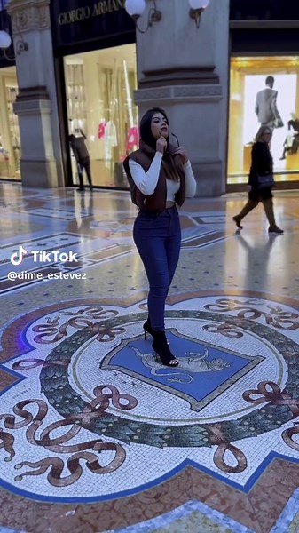 Exploring Milan's Luxurious Shopping Experience