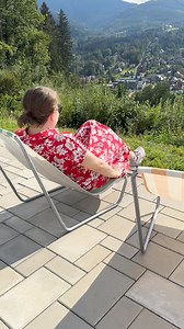☀️ Za plažo, vrt in tudi festival. ☀️ Odkrijte naš ikoničen ležalnik SAND! Zloži se v majhno torbo, je lahek in po odlični ceni. | Ljubki Dom