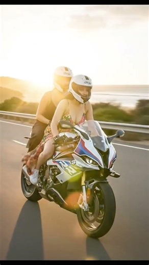 BMW S1000RR Beach Ride x Ordinary Person | Leo Mode On! 🔥 #Shorts