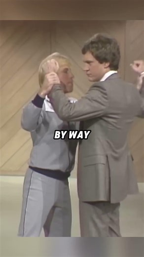 Chuck Norris Shows His Defensive Technique #mma #selfdefense #chucknorris