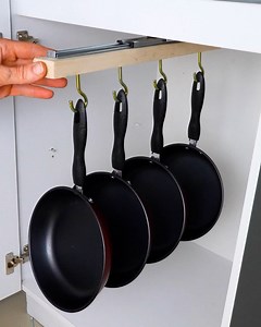 Sliding Pan Organizer | Genius Club