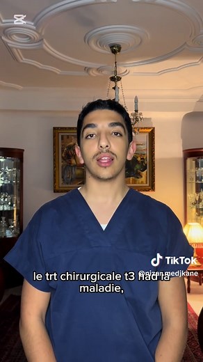 Le syndrome de Gilles de la Tourette (SGT) est un trouble neurologique qui se manifeste par des tics moteurs et vocaux involontaires et multiples, persistant depuis plus d’un an et débutant généralement durant l’enfance ou l’adolescence. Souvent associé à d’autres troubles comme le TDAH ou le TOC, il résulte d’une interaction complexe de facteurs génétiques et cérébraux. Le diagnostic est clinique, basé sur l’observation des tics, et la prise en charge est multimodale, combinant thérapies compor