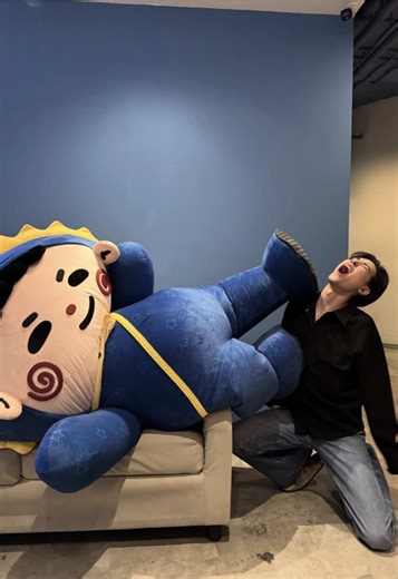 Jummo dan Junior Mark: Keceriaan di GMMTV