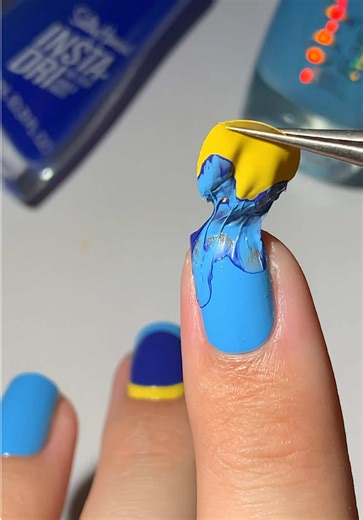 Mastering French Tip Nails: Easy Hacks and Tips