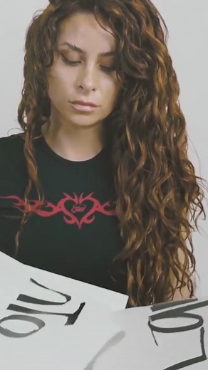 "La Chica De Hoy”, from ‘Spanish Model’, is Cami’s rendition of “This Year’s Girl". The album, released on this day in 2021, featured some of the biggest Latin rock and pop artists interpreting Elvis Costello & The Attractions’ album ’This Year’s Model'. | Elvis Costello