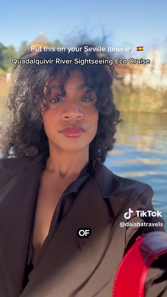 Add this sightseeing cruise to your Seville, Spain list 🇪🇸! It was one of my favorite activities, such a soft stress free but interactice time! There are guides that talk a bit about the famous river and other historical landmarks, which made me feel super connected to Seville. However it wasn’t an overwhelming amount of information! I booked this experience in person as I came across it, but the app GetYourGuide allows you to prebook in advance which I recommend. The high season is near and y