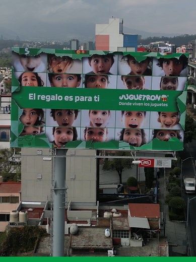 Descubre la magia de la Navidad en Juguetron CDMX