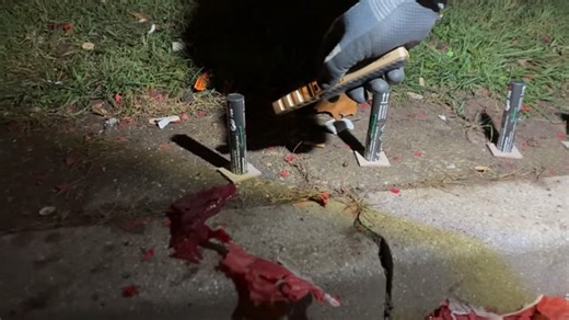 Eindje-Pyro on Instagram: "We Salute You by @hblfireworks Titanium Salute Single Shot 20&25mm + SRPYRO Devil”s shot 30mm #vuurwerk #feuerwerk #fireworks #eindjepyro"