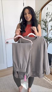 4.9K views · 44 reactions | To shop: comment “ 62 “ below and I’ll DM you the link to these Amazon fleece sweats. Sweats but make it look chic! These don’t fade or shrink #amazonfinds #amazonfashion | What Smita Found | Facebook