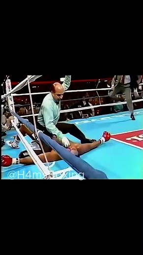 When Legends Collide! Mike Tyson Destroys Larry Holmes in Epic Fight Highlights