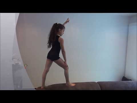 Gym à la maison (2) - Célia 8 ans