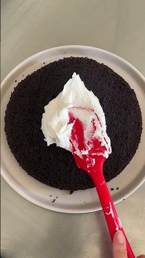 Giant Hostess Cupcake Cake