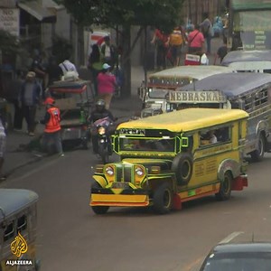 The iconic colourful Philippine minibuses, known as jeepneys, will be taken off the streets by 2020, in efforts to improve air quality - which is bad news for the artists who paint them. | Al Jazeera English