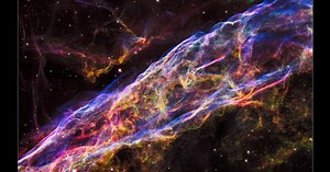 New Hubble release reveals the Veil Nebula in stunning detail