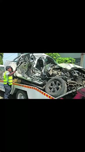 Severe Car Accident Scene: Emergency Response Overview