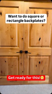 2K views · 15 reactions |  Thinking about using square or rectangle door lever backplates? 瀞Make sure you’re ready to adjust and straighten them!  As doors are opened and closed the hardware shifts. And keeping a square or rectangle backplate perfectly level becomes impossible.  Round backplates will always look perfect! #doorhardware #doorhardwaredesign #interiordoor #interiordoors #hardware #housetips #remodel #remodelingideas #remodeling | In the Deets | Facebook