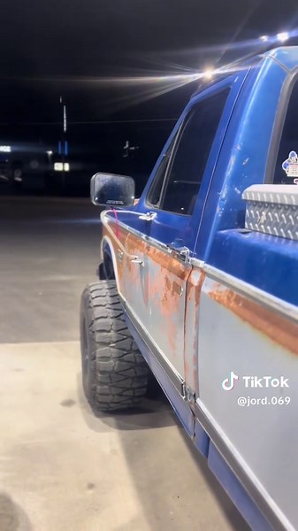 Bubba Truck: Classic 1984 Ford with Unique Patina