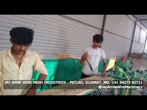 Manual Cutting Chain link Fencing Machine