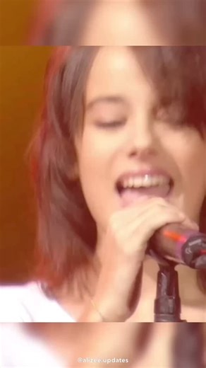 Alizée Updates | Top 10 des chansons les plus écoutées d’Alizée sur Spotify 🎶 🎧🔥 La 8ᵉ va vous surprendre 😱 #alizée #alizee #spotify #reel | Instagram