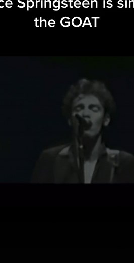 Drive All Night/Sad Eyes interlude on Backstreets. Passaic NJ 1978 #BruceSpringsteen #Springsteen #AsburyPark #NJ #fyp #foryoupage #rock #backstreets