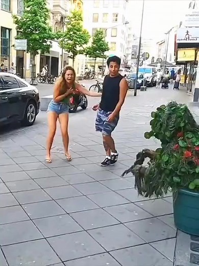 #B2BMarketing #Entrepreneurship #Startups #Innovation #SaaS #IndustryLeaders #BusinessGrowth #Networking #CorporateStrategy #b2bsales | Grace Malena